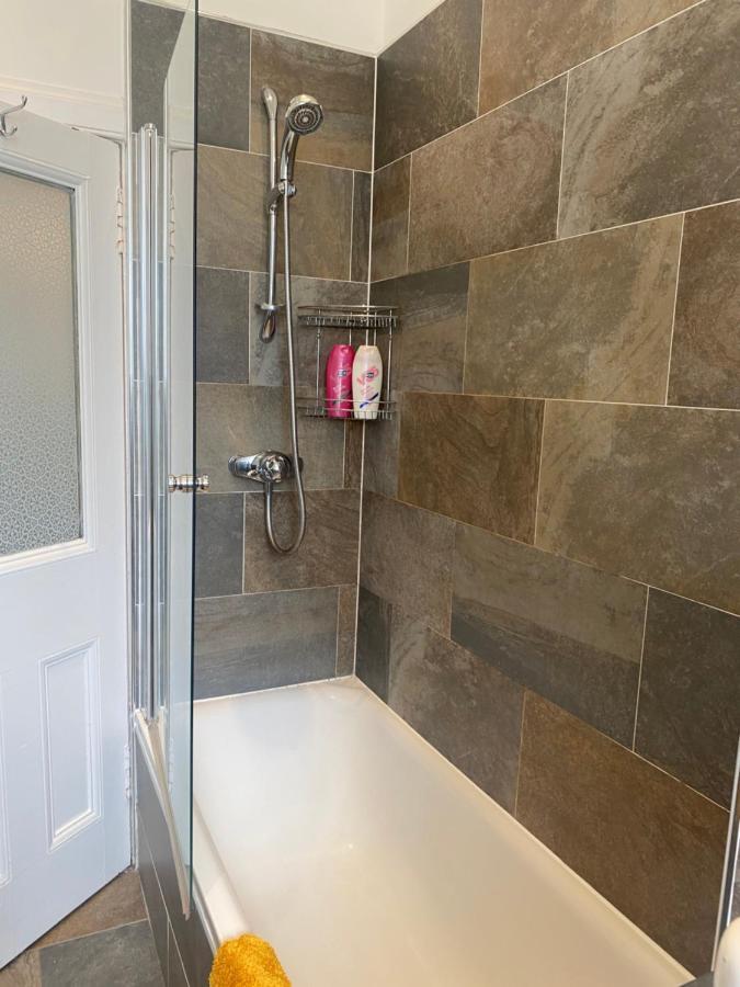 Lovely Main Door 2 Bed Apartment Эдинбург Экстерьер фото