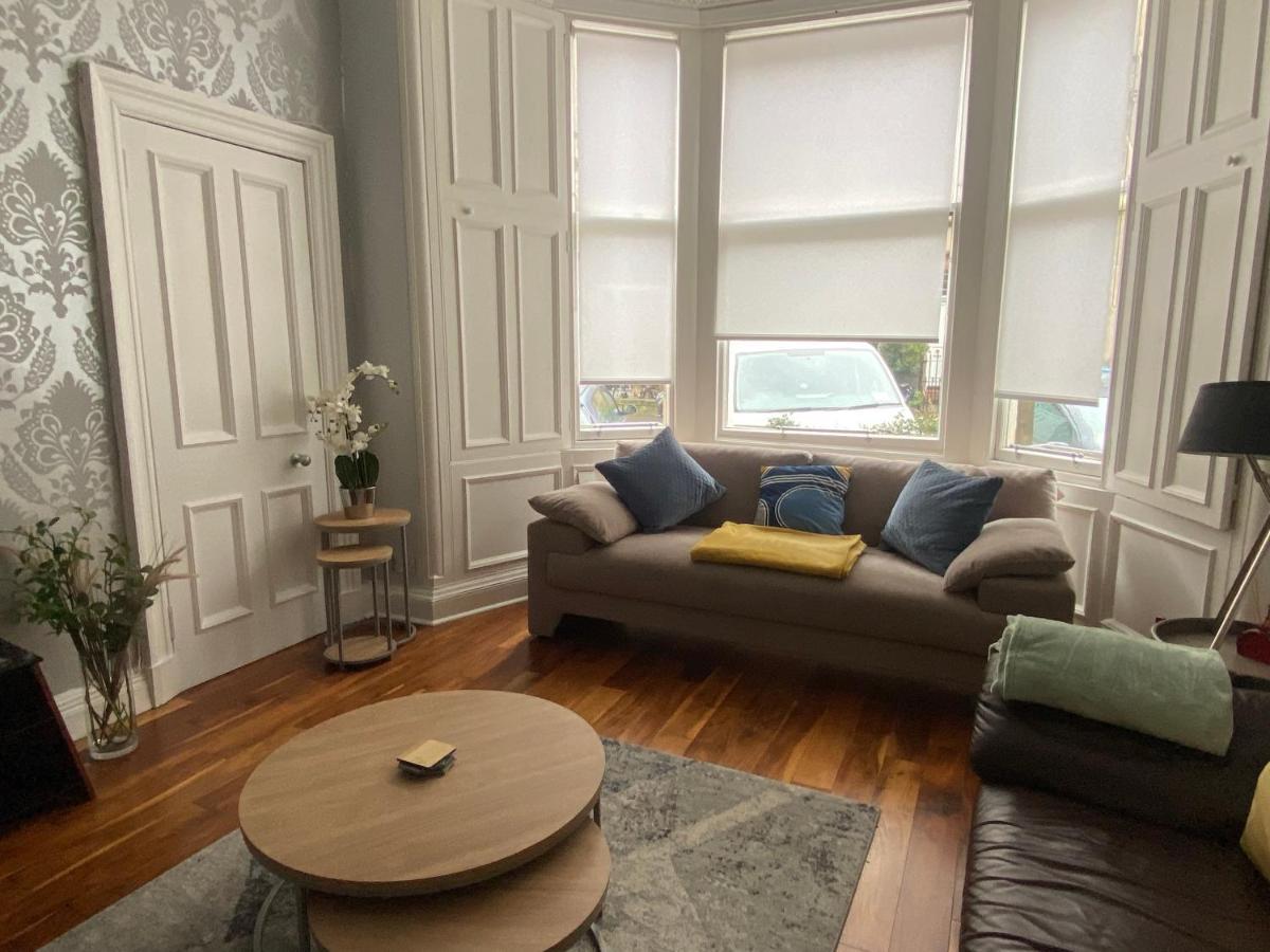 Lovely Main Door 2 Bed Apartment Эдинбург Экстерьер фото